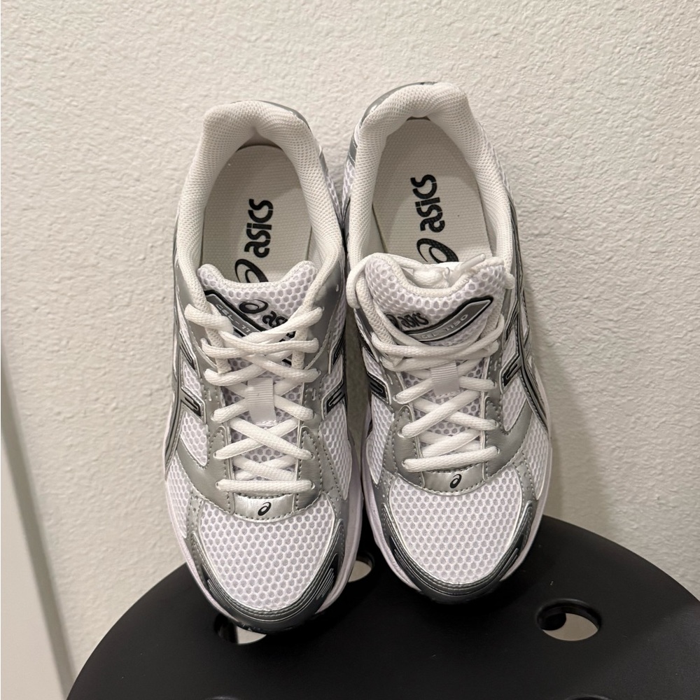 ASICS Women's White and Gray Gel 1130 - Picture 4 of 6